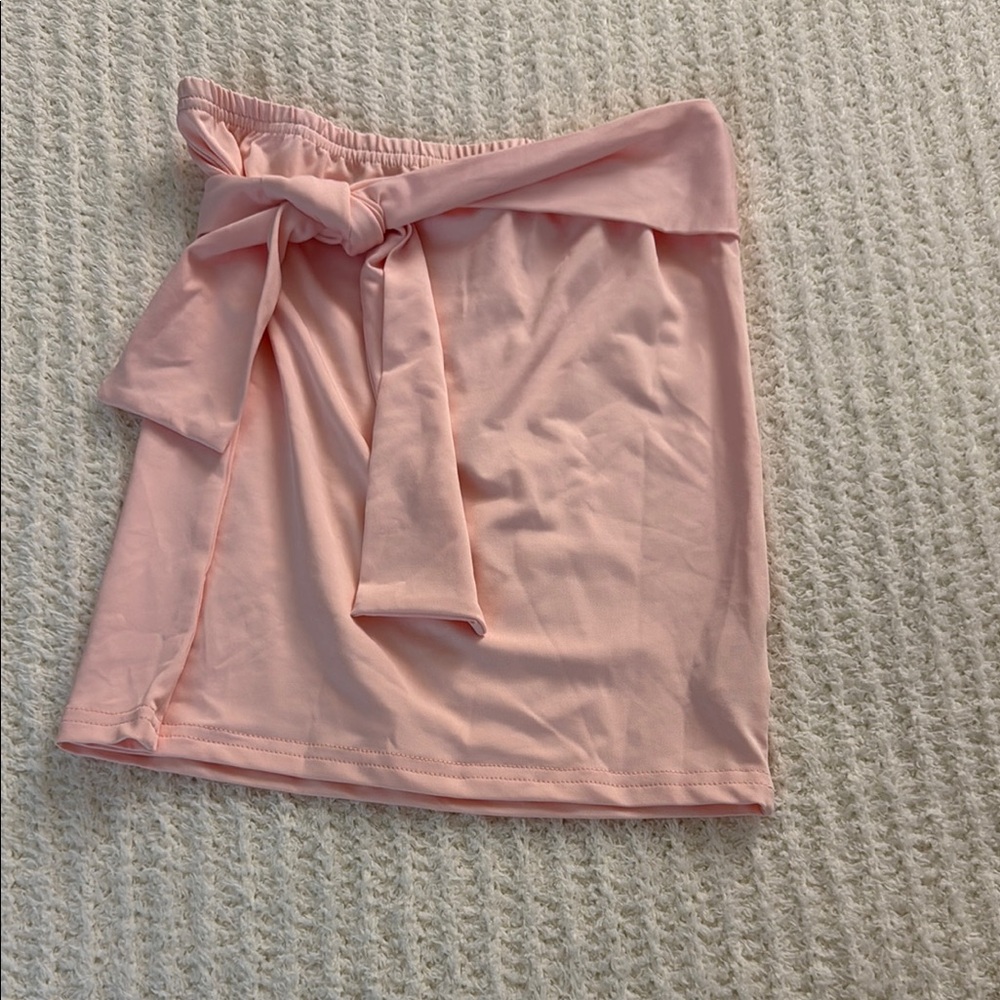 Elegant Pink Women's Skirt